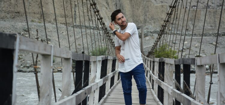 April 24 – Daily Message – Psalm 29:3